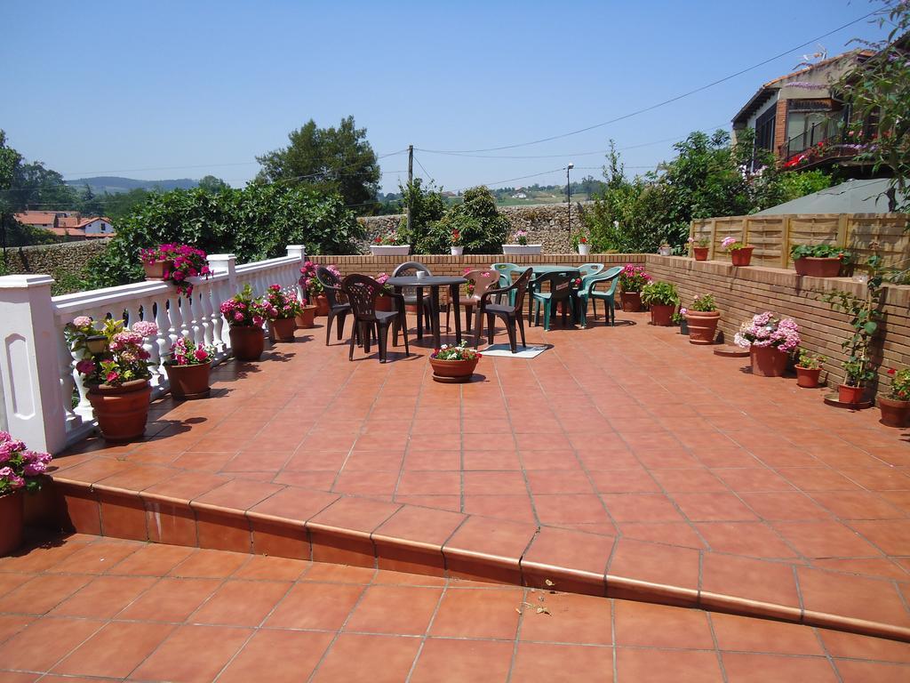 Montanes Hotel Santillana del Mar Exterior photo