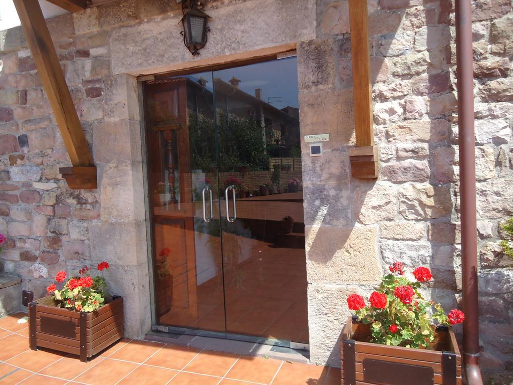 Montanes Hotel Santillana del Mar Exterior photo